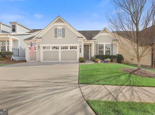 215 Spruce Pine Cir, Peachtree City, GA