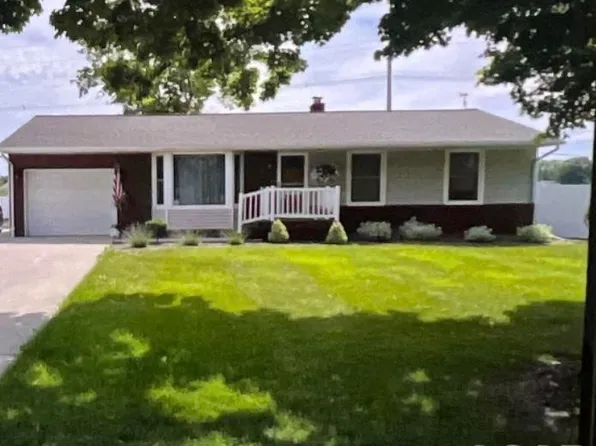 505 Sunset Dr, Clinton, MI 49236