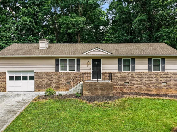 10725 Bell Valley Dr, Knoxville, TN 37934