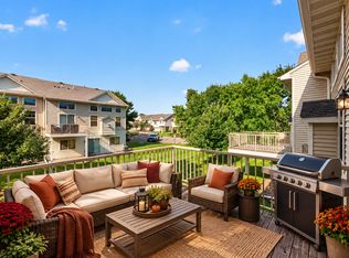11631 Prospect Curv, Woodbury, MN 55129