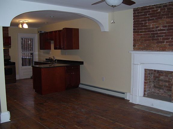 4th image of 293 Dr Martin Luther King Jr Blvd APT 2