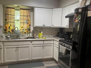 7947 Glenscott St, Houston, TX 77061
