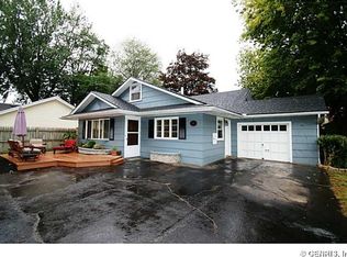 184 Conrad Dr, Rochester, NY 14616