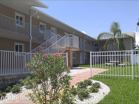 3rd image of 134 Boynton Blvd #7