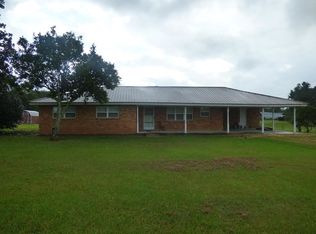 1177 Jewell Dr, McComb, MS 39648