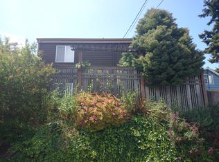 8711 19th Ave NW, Seattle, WA 98117