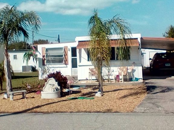 3rd image of 1118 Estate Dr