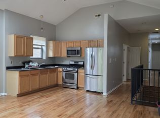 3140 W Fillmore St #3, Chicago, IL 60612