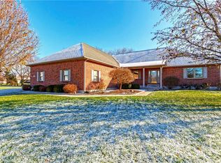 109 Peggys Path Ct, Englewood, OH 45322