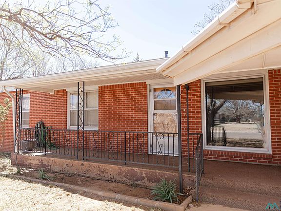 4th image of 204 Acoma Dr