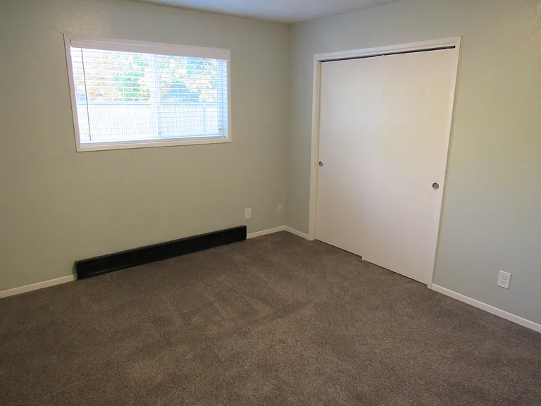 2828 N Julia St — Photo 21