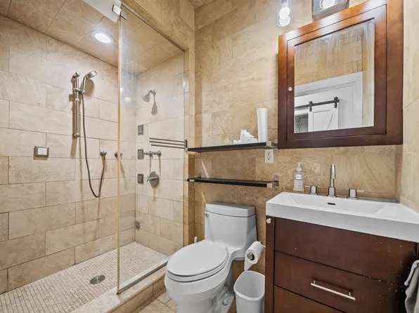 8917 River Road image 19 of 21