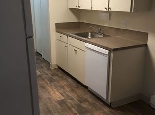 2135 SE 122nd Ave #16, Portland, OR 97233