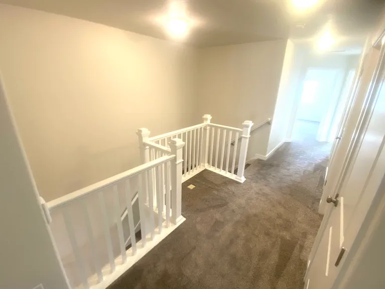 522 S 800 W — Photo 25