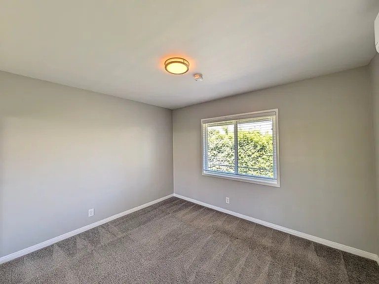 Magnolia Manor — Photo 15