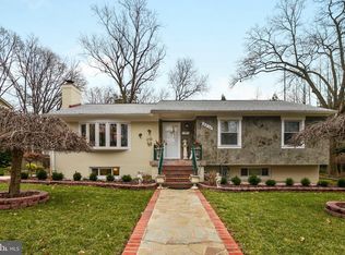 6910 29th St N, Arlington, VA 22213