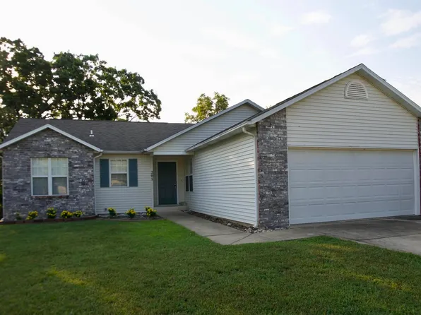 205 Meadow Rdg N, Branson, MO 65616