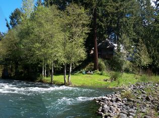 36111 S Dickey Prairie Rd, Molalla, OR 97038