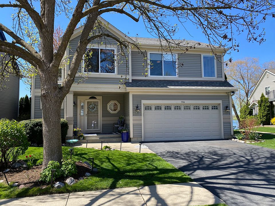 1st image of 746 Waterview Dr
