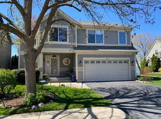 746 Waterview Dr, Round Lake Park, IL 60073