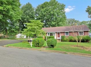 1420 Robindale Rd, North Chesterfield, VA 23235