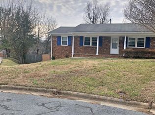 2504 Circle Pine Ct, Greensboro, NC 27407