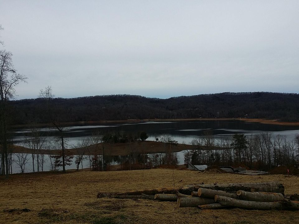 1st image of 82 Hickory Pointe Ln Lot 82