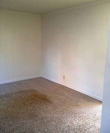 3rd image of 1202 Churing Dr