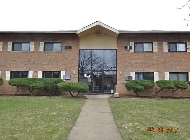 1st image of 7413 Brookdale Dr APT 203