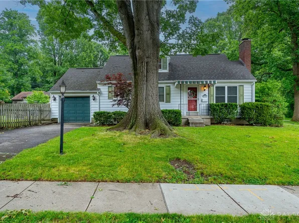2550 Hilton Dr, Dayton, OH 45409