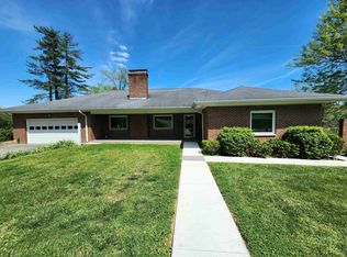 2150 Kennon Ln, Huntington, WV 25705