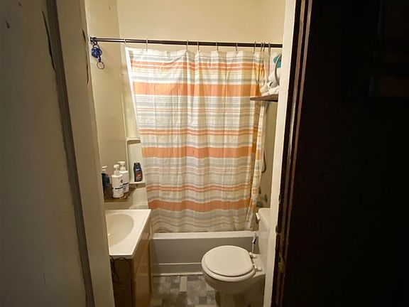 5th image of 321 & 323 N 8th St