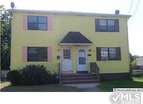 2nd image of 48 Roosevelt St