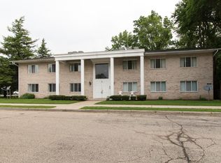 325 Hillview Ct APT C-1, Trotwood, OH 45426