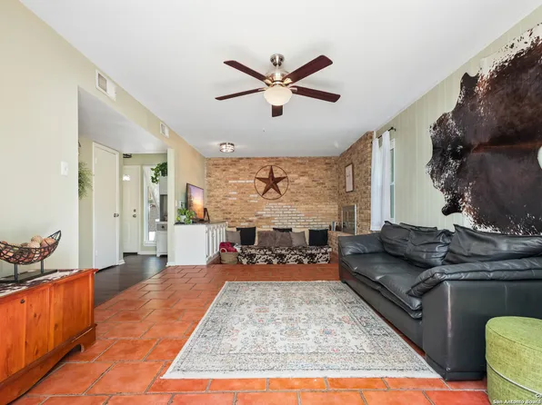 6034 Royal Creek, San Antonio, TX 78239