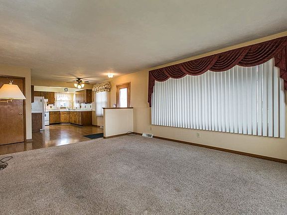 5th image of 17317 Melody Cir