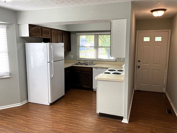 2nd image of 1220 Serenity Ln