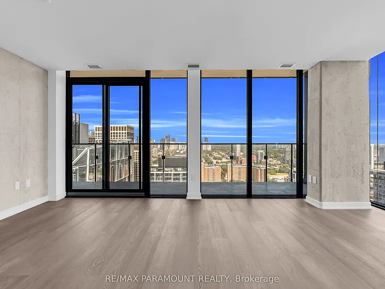 284 King St E #3104 — Photo 17
