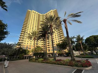 19501 W Country Club Dr APT 1712, Aventura, FL 33180