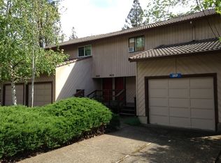 8634 SW 11th Ave, Portland, OR 97219