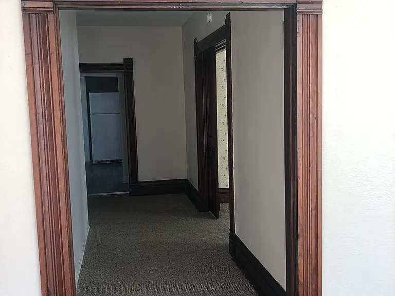 711 N Court St #A — Photo 5