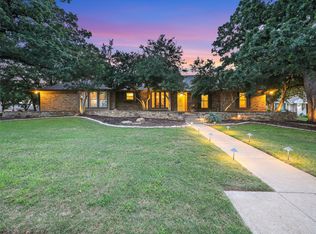 1 Crickett Ct, Trophy Club, TX 76262