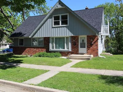6130 W Fairmount Ave, Milwaukee, WI, 53218