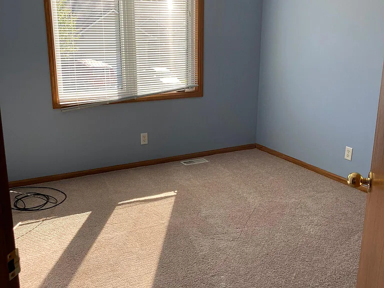 3040 S 35th Ave — Photo 8