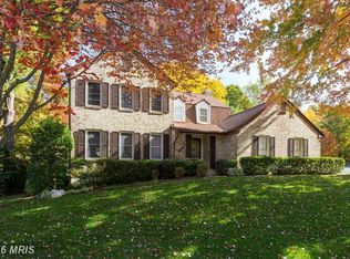 9202 Dorothy Ln, Springfield, VA 22153