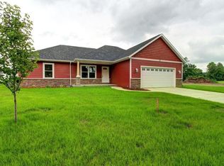 124 Tulip Blvd, Goshen, IN 46526