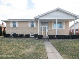 546 W Potter St, Wood Dale, IL 60191
