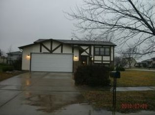 18624 Chestnut Ave, Chicago Heights, IL