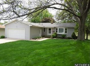 5807 Loyola Dr, Parma, OH 44129