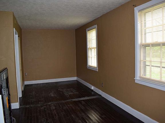 2nd image of 3306 N Central Ave